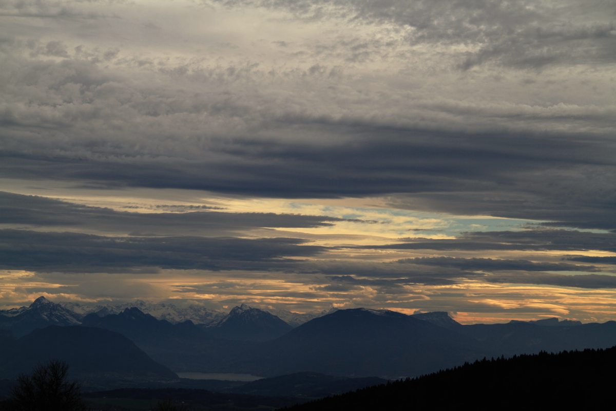 Trlot, See von Annecy, Belledonne, Grand Colombier, Semnoz, Margeriaz